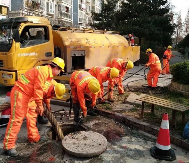 青山湖市政管道清淤