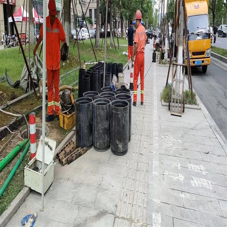 青山湖管道短管置换修复